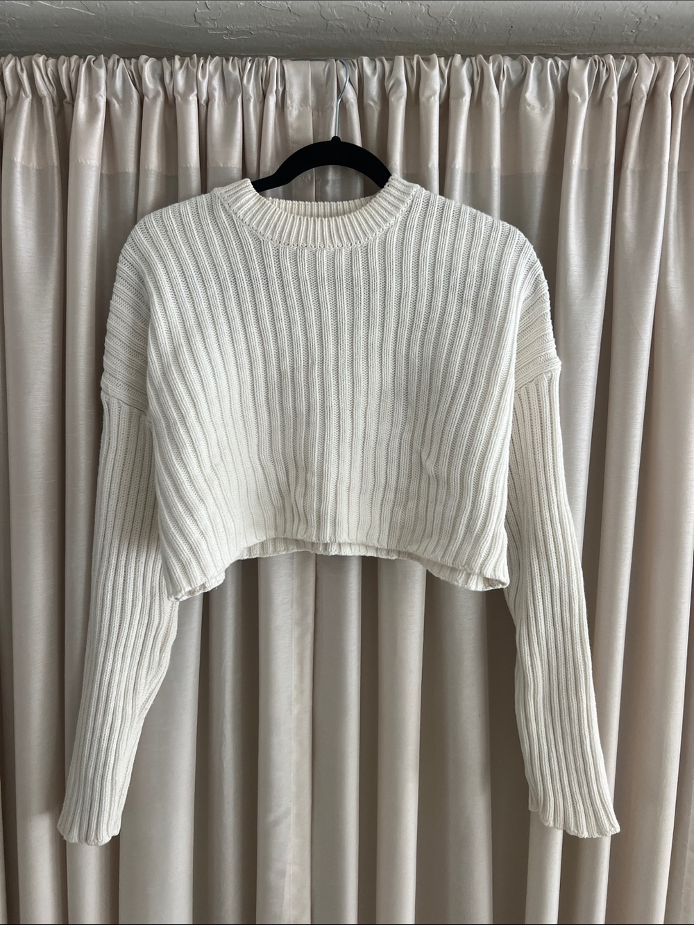 Zara Cream Ribbed Cropped Sweater
